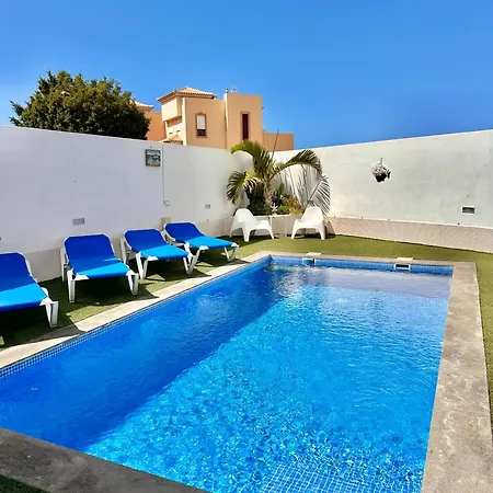 El Mar House & Private Heated Pool Апартаменты