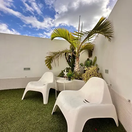 El Mar House & Private Heated Pool Апартаменты Адехе