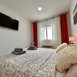 El Mar House & Private Heated Pool *