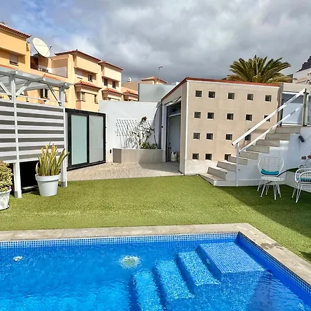 Daire El Mar House & Private Heated Pool