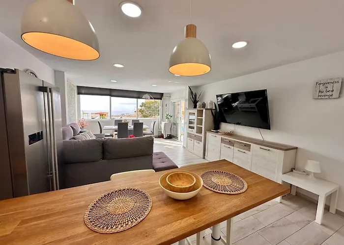 El Mar House & Private Heated Pool Апартаменты *