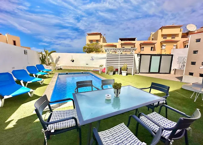 El Mar House & Private Heated Pool * Адехе